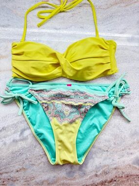 Victoria's Secret Mint & Yellow Paisley Bikini Set